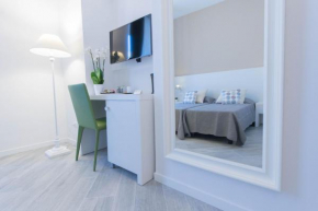 Гостиница Vantaggio Suites  Рим